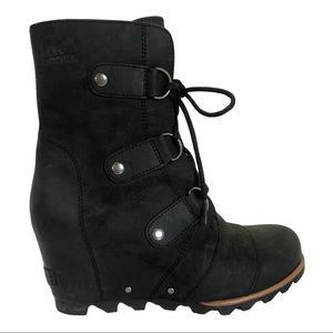 Sorel Joan of Artic Black Leather Wedge Boot 7.5